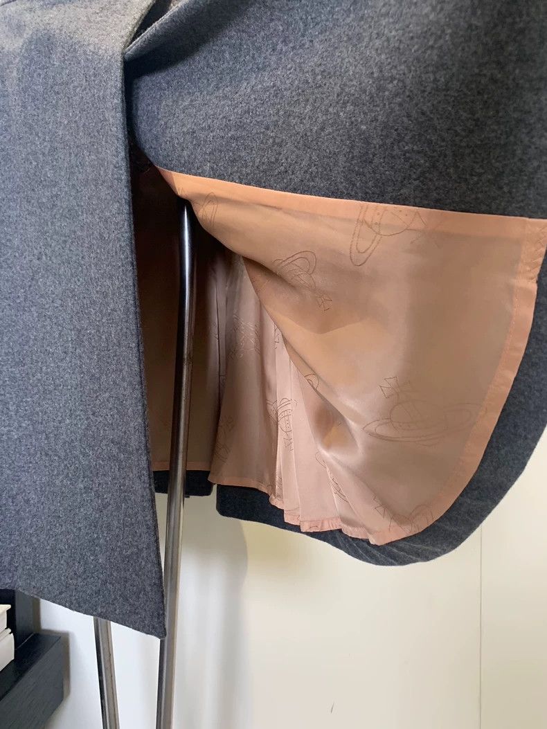 Vivienne Westwood Vivienne Westwood size2 Gray wool cycling skirt Size 26" / US 2 / IT 38 - 4 Thumbnail