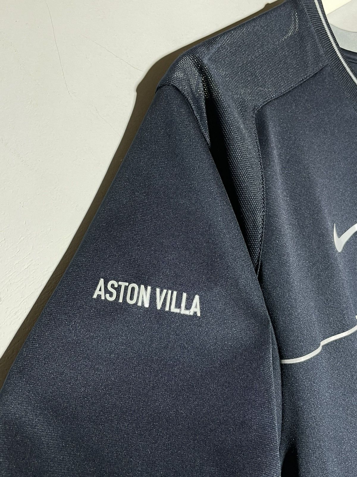 Nike Aston Villa Nike Y2k Streetwear Hype Training Football Shirt Size US M / EU 48-50 / 2 - 6 Thumbnail