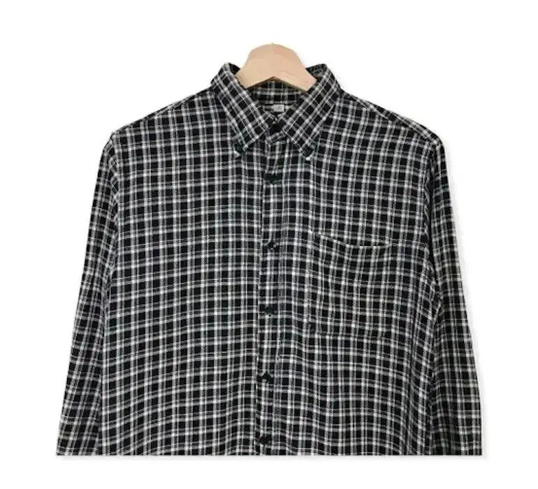 Uniqlo Japanese Brand Uniqlo Flannel Shirt Button Up Size US M / EU 48-50 / 2 - 2 Thumbnail