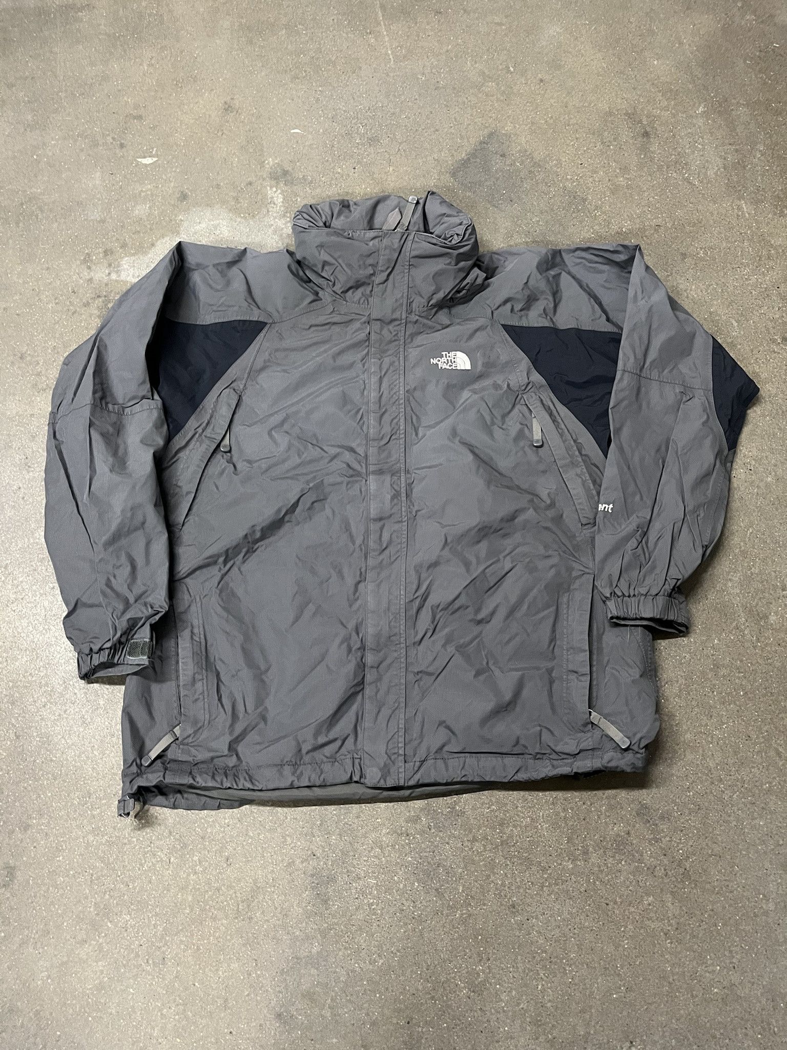 The North Face × Vintage Vintage The North Face 2000s Hyvent Packable Hood Light Jacket Size L Size US L / EU 52-54 / 3 - 1 Thumbnail