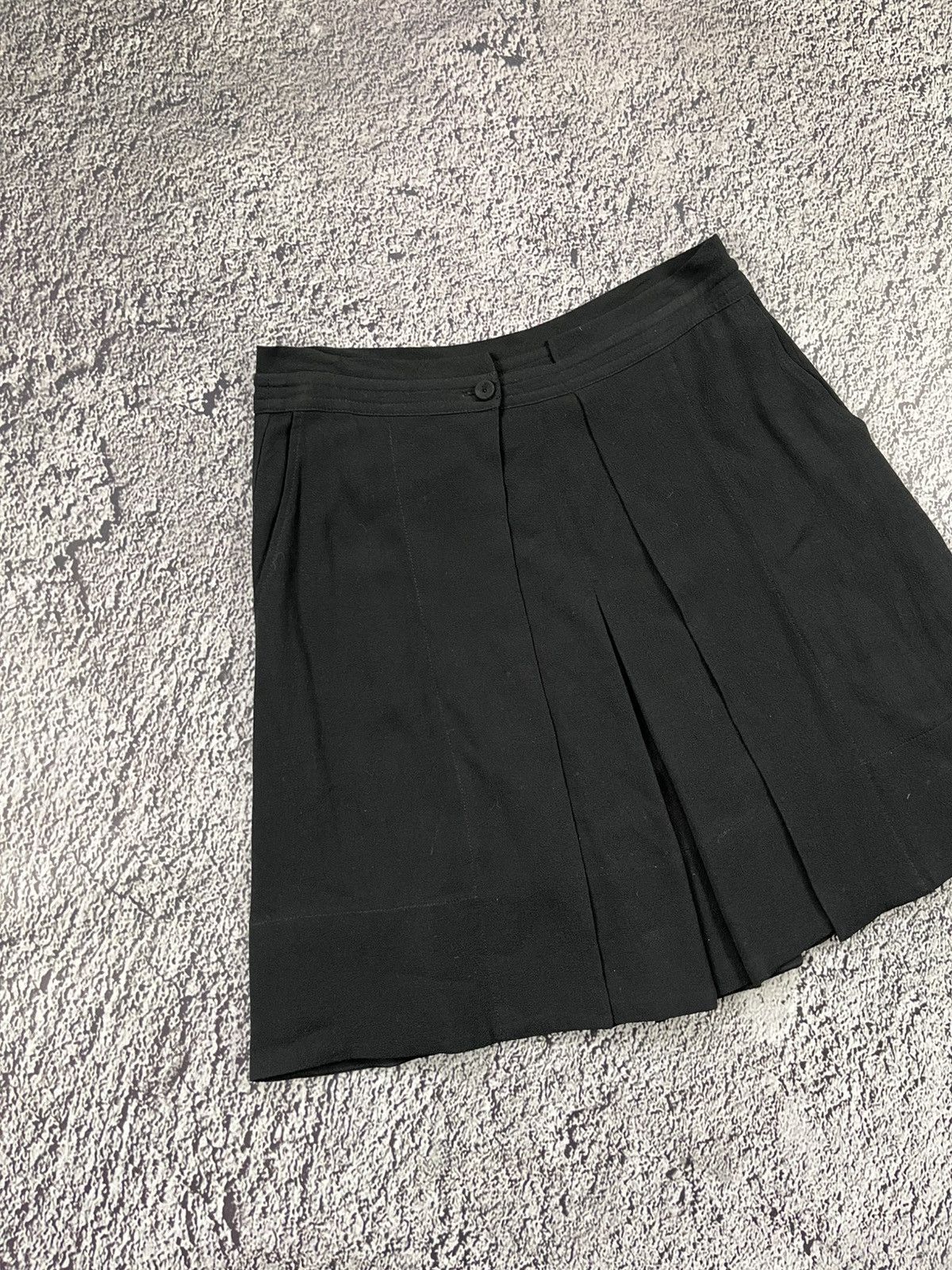 Chloe See By Chloé Black Pleated Mini Skirt Luxury Size 27" / US 4 / IT 40 - 3 Thumbnail