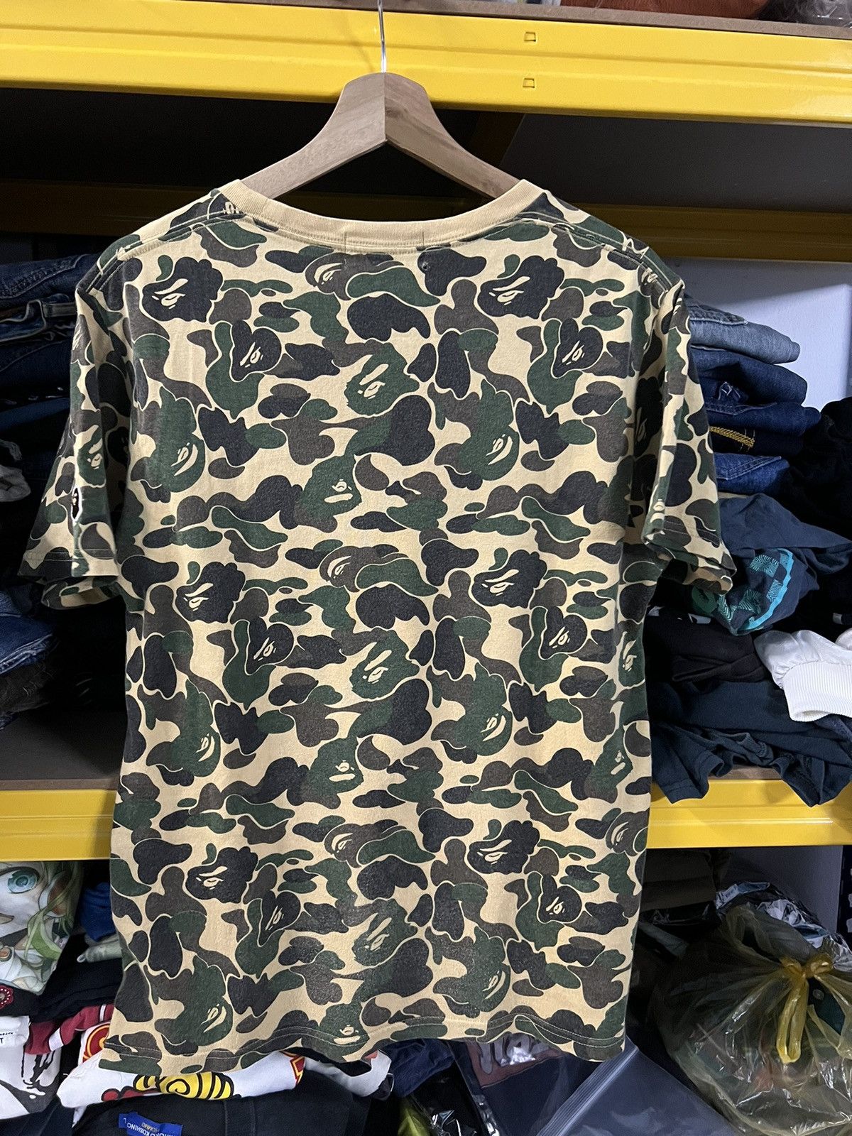 Bape VTG A BATHING APE CAMO SHIRT VERY RARE Size US S / EU 44-46 / 1 - 2 Thumbnail