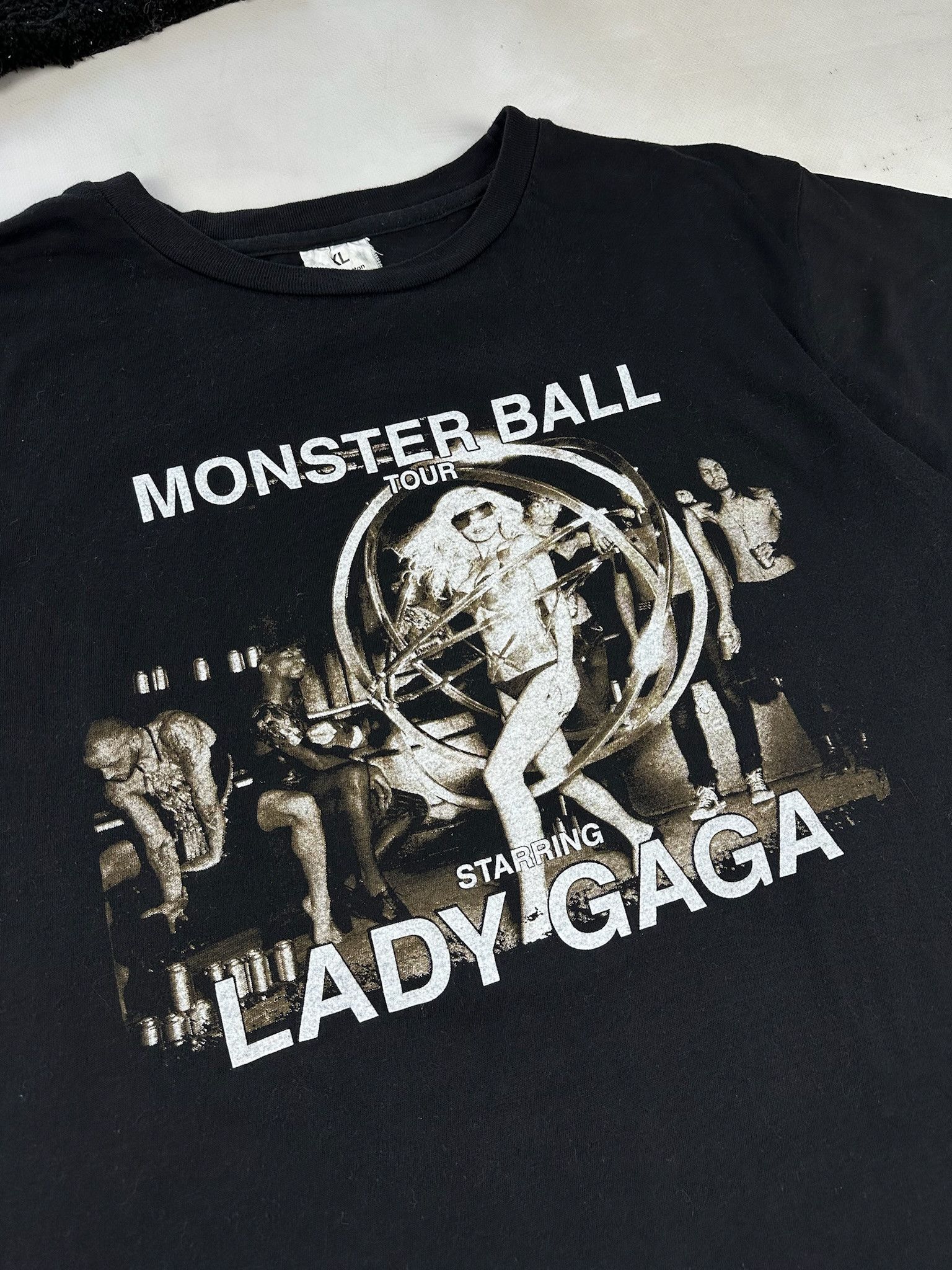 Band Tees Vintage Lady Gaga Monster Ball Tour Rare T Shirt Size US XL / EU 56 / 4 - 3 Thumbnail