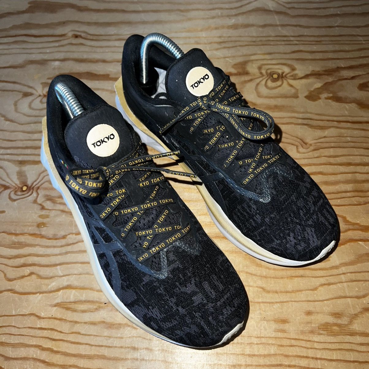 WOMEN’S ASICS GEL NOVABLAST EDO ERA TRIBUTE PACK TOKYO SHOES