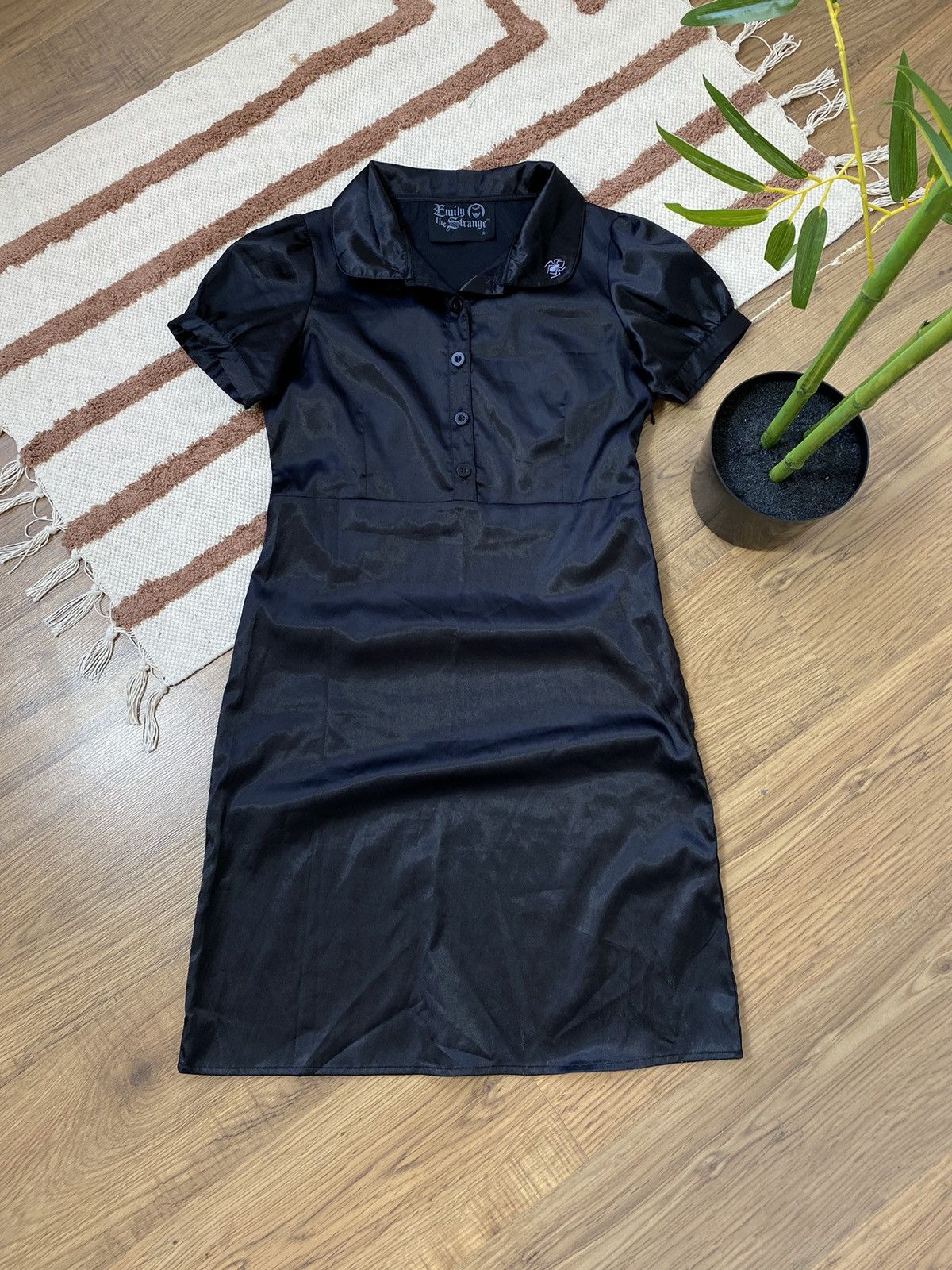 Vintage 🕷️EMILY THE STRANGE MIDI DRESS🕷️ Size M / US 6-8 / IT 42-44 - 1 Thumbnail