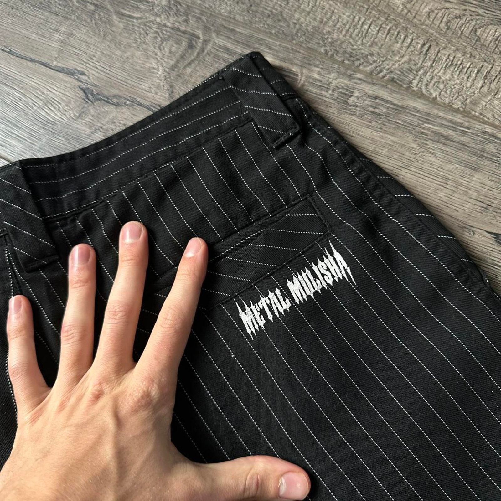 Vintage 00s Pin Striped Long Black Skull Metal Mulisha Short