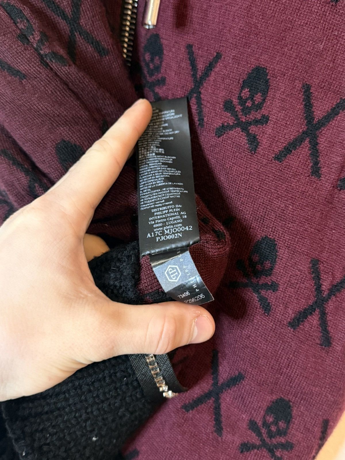Philipp Plein Luxury Philipp Plein Reversible Skull Monogram Wool Vest Size US M / EU 48-50 / 2 - 9 Thumbnail