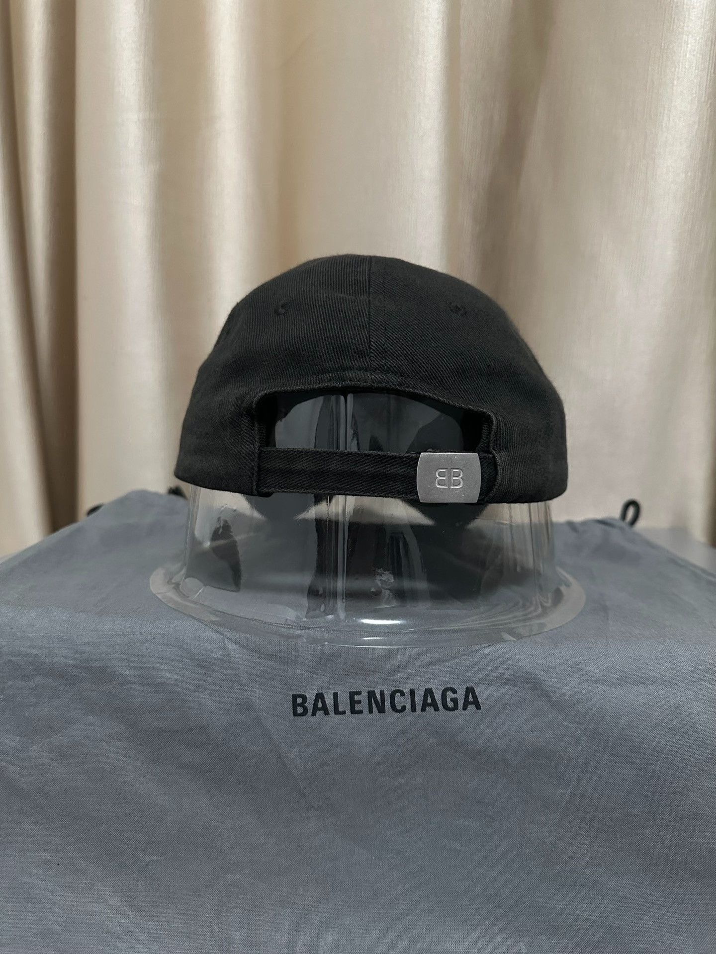 Balenciaga Balenciaga Distressed Embroidered Logo Baseball Cap Size ONE SIZE - 3 Thumbnail