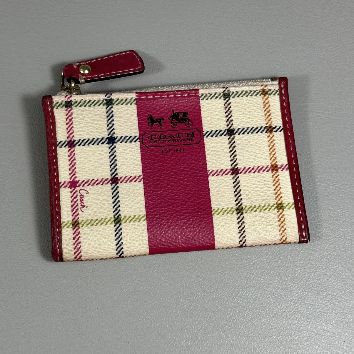 Coach Wallet Coin Change Purse Id Pink Plaid Zip Pocket in Beige, Women's