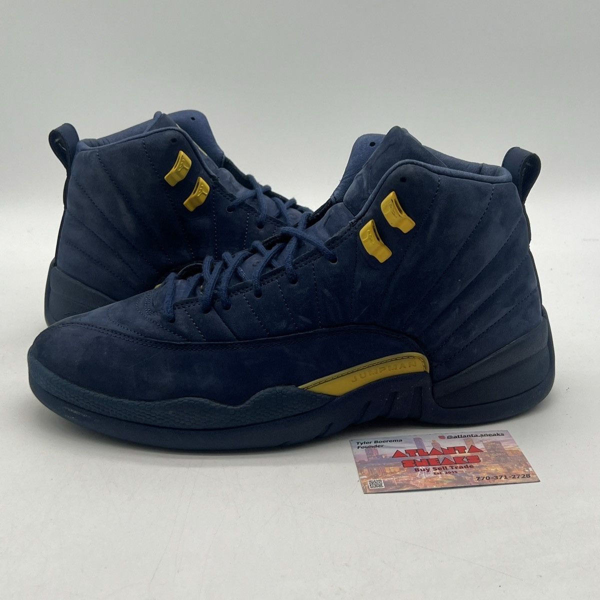 Air Jordan 12 Michigan