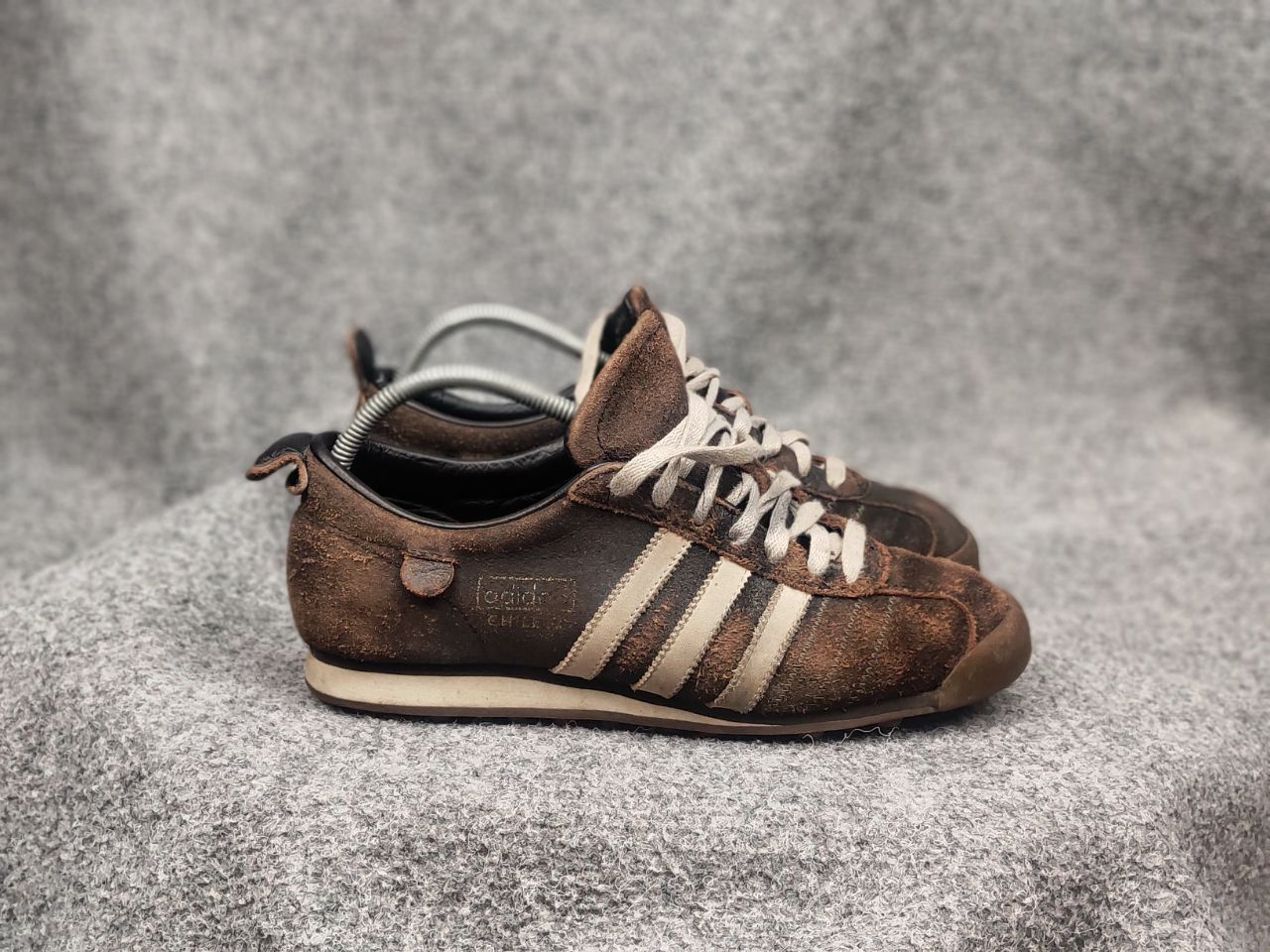 Adidas Vintage Adidas Сhile 62 Dark Brown Faded Leather Sneakers Size US 9 / EU 42 - 3 Thumbnail