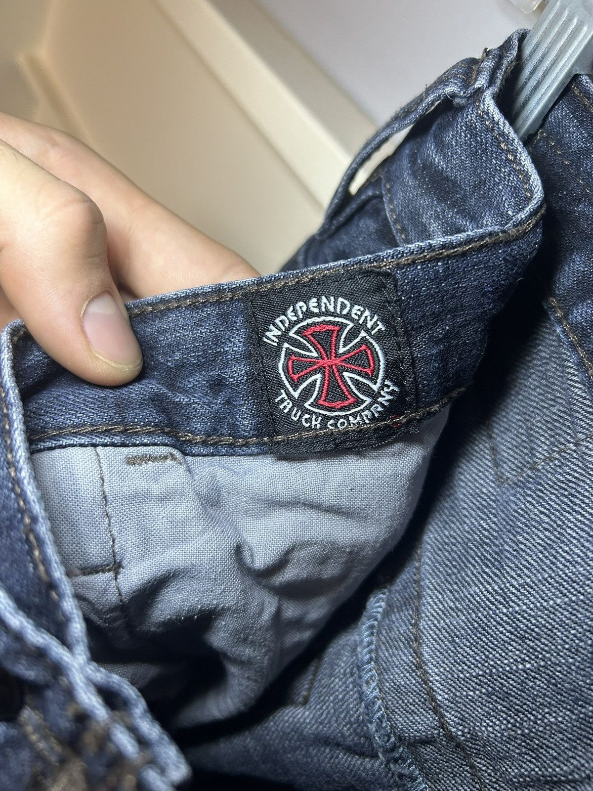 Independent Truck Co. Vintage Independent Truck Co. Straight leg loose denim jeans Size US 30 / EU 46 - 6 Thumbnail