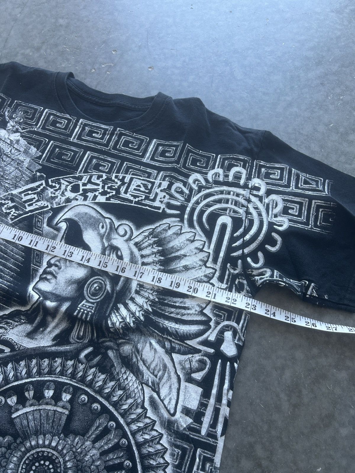 Vintage Vintage Y2K Mayan Aztec AOP Graphic Tee Size US L / EU 52-54 / 3 - 6 Thumbnail