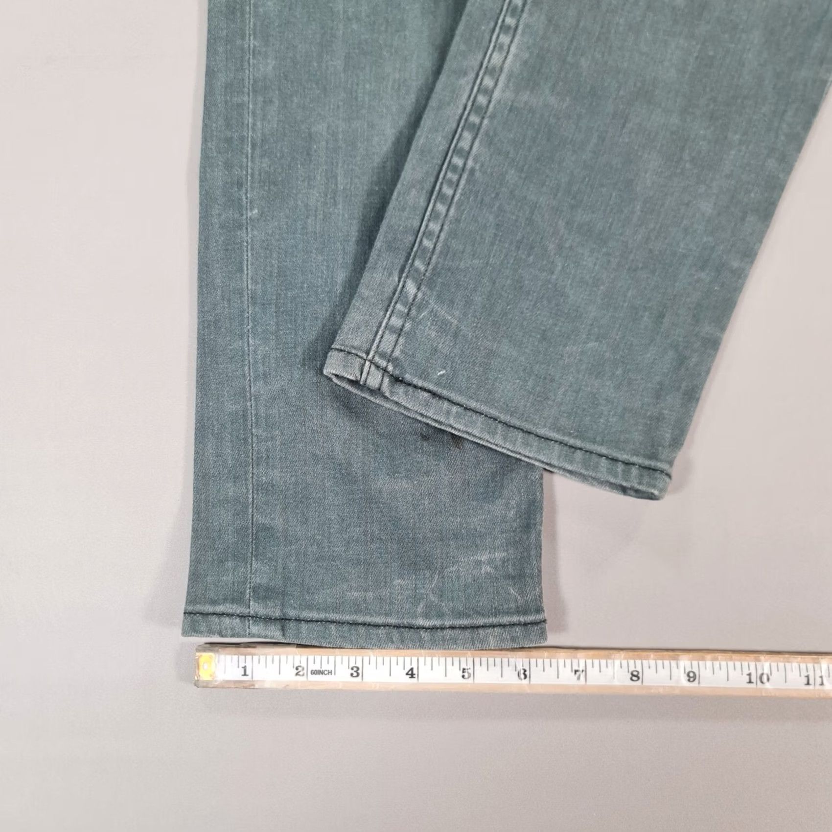 Levi's Levi's 519 Jeans Mens Green W30 L34 Skinny Fit Straight Stretch Denim Zip Fly 5-Pocket Design City Modern Levi Strauss Size US 30 / EU 46 - 5 Thumbnail