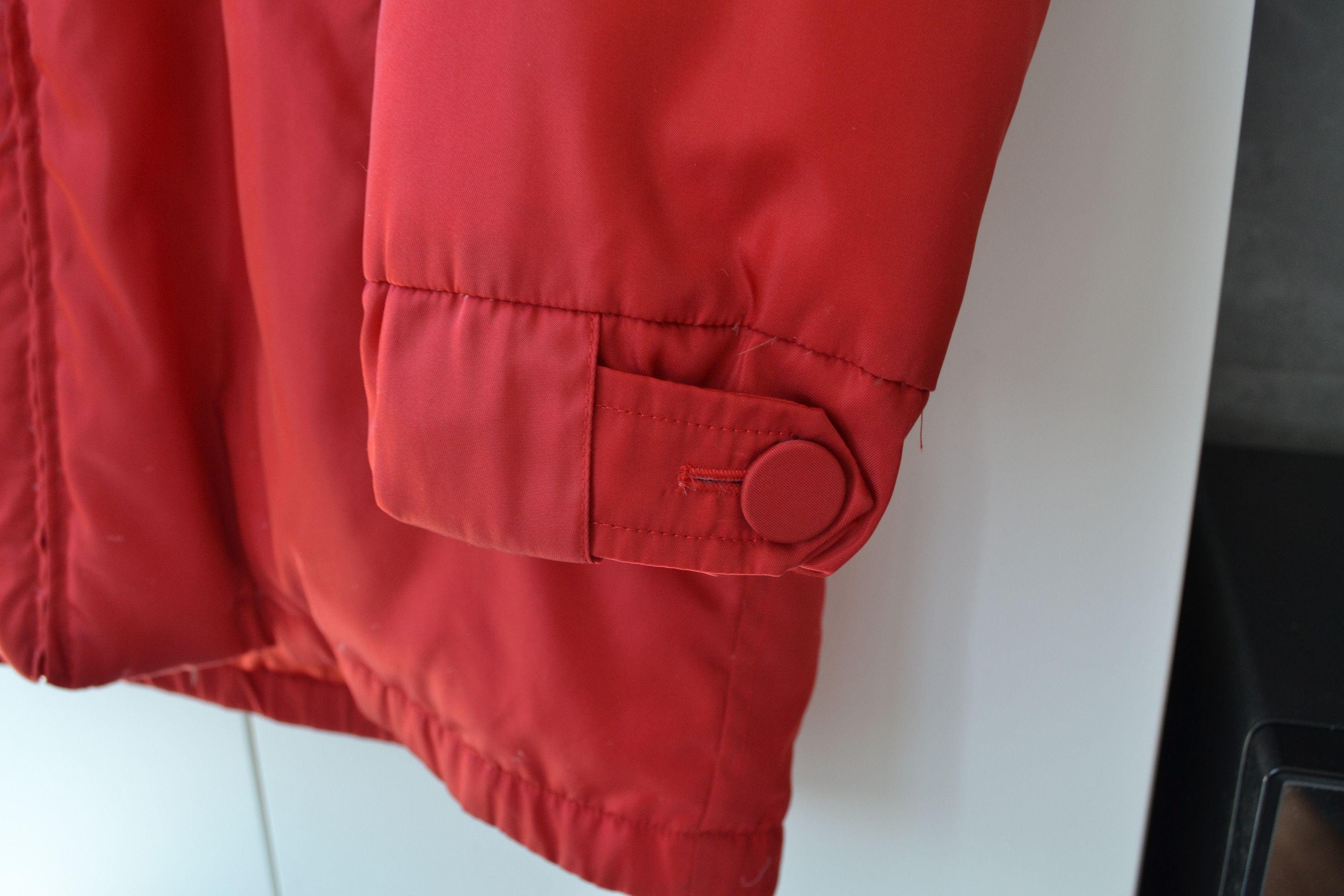 Prada PRADA Jacket Down Parka Coat Red Zip Hood Vintage Size L / US 10 / IT 46 - 10 Thumbnail