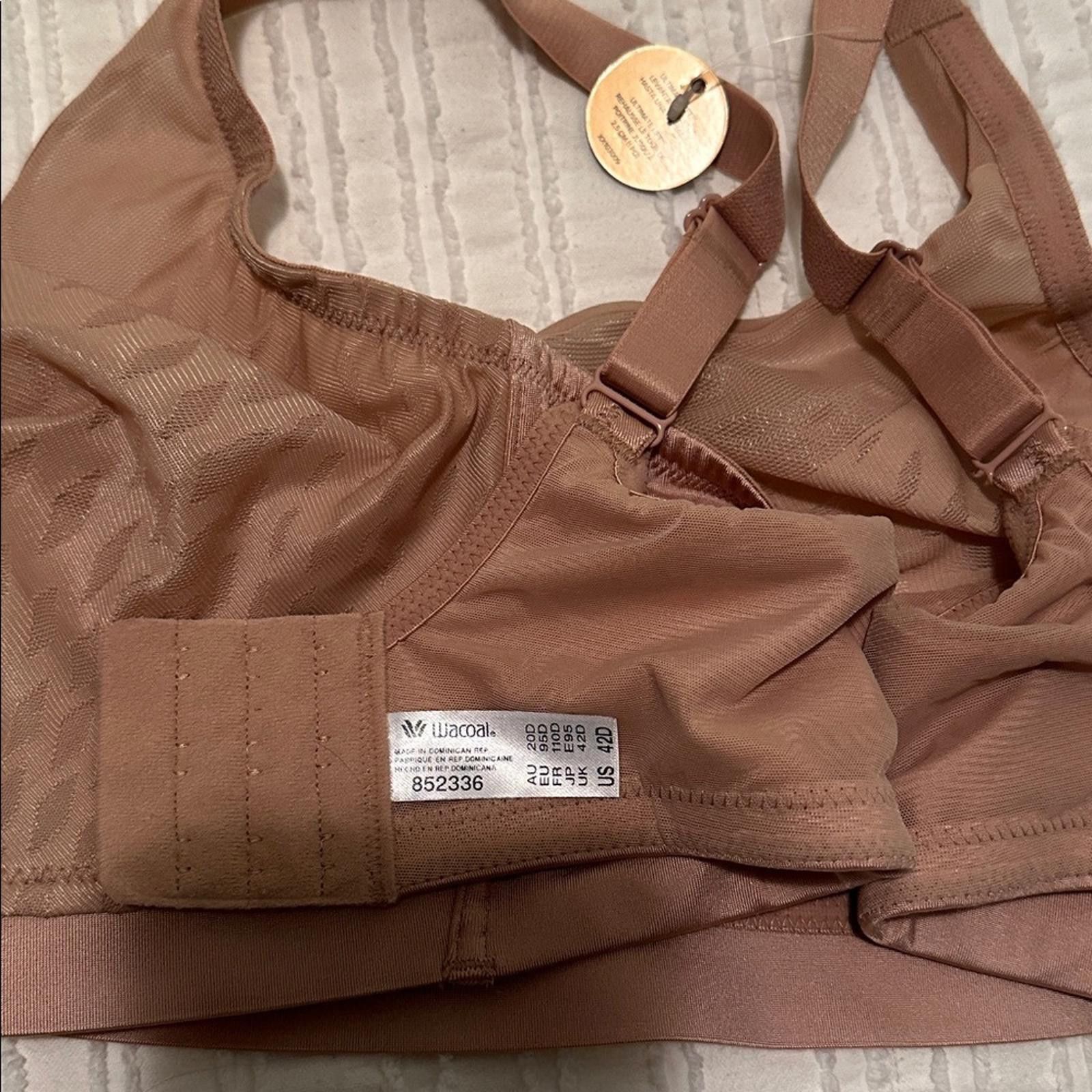 Other NWT Wacoal 42D Seamless Tan Bra Bralette adjustable Size ONE SIZE - 5 Thumbnail