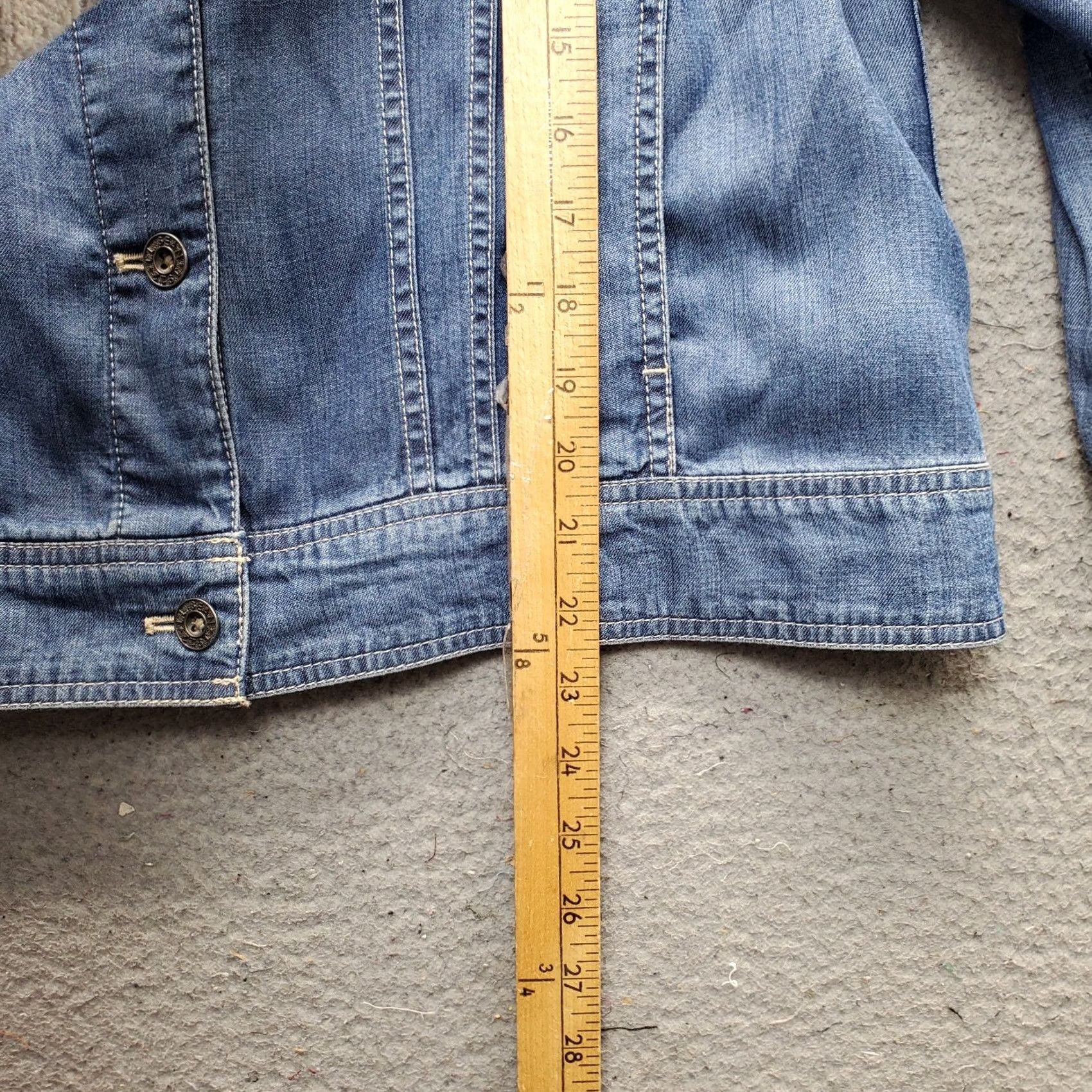 Vintage L.L. Bean Trucker Jacket Womens M Blue Denim Stars Sunflower Patches Button Front Size M / US 6-8 / IT 42-44 - 3 Thumbnail
