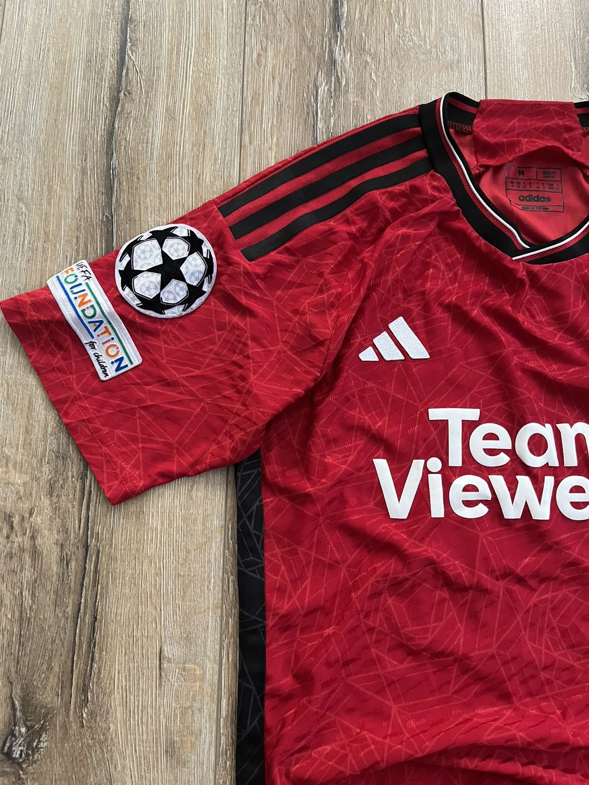 Other MANCHESTER UNITED 23/24 JERSEY #6 MARTINEZ Size US M / EU 48-50 / 2 - 5 Thumbnail