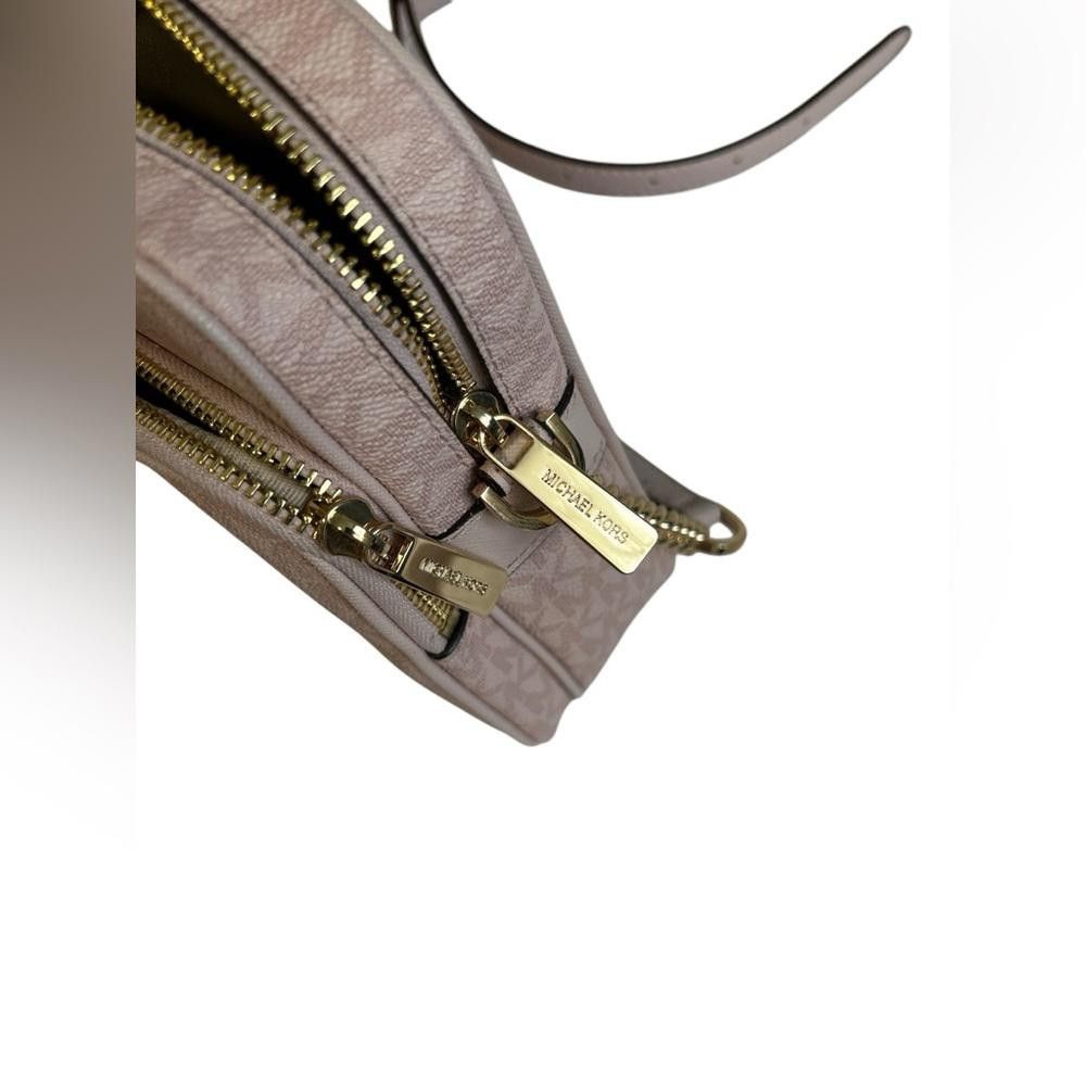Designer Michael Kors MK Signature Phone Crossbody Bag Size ONE SIZE - 4 Thumbnail