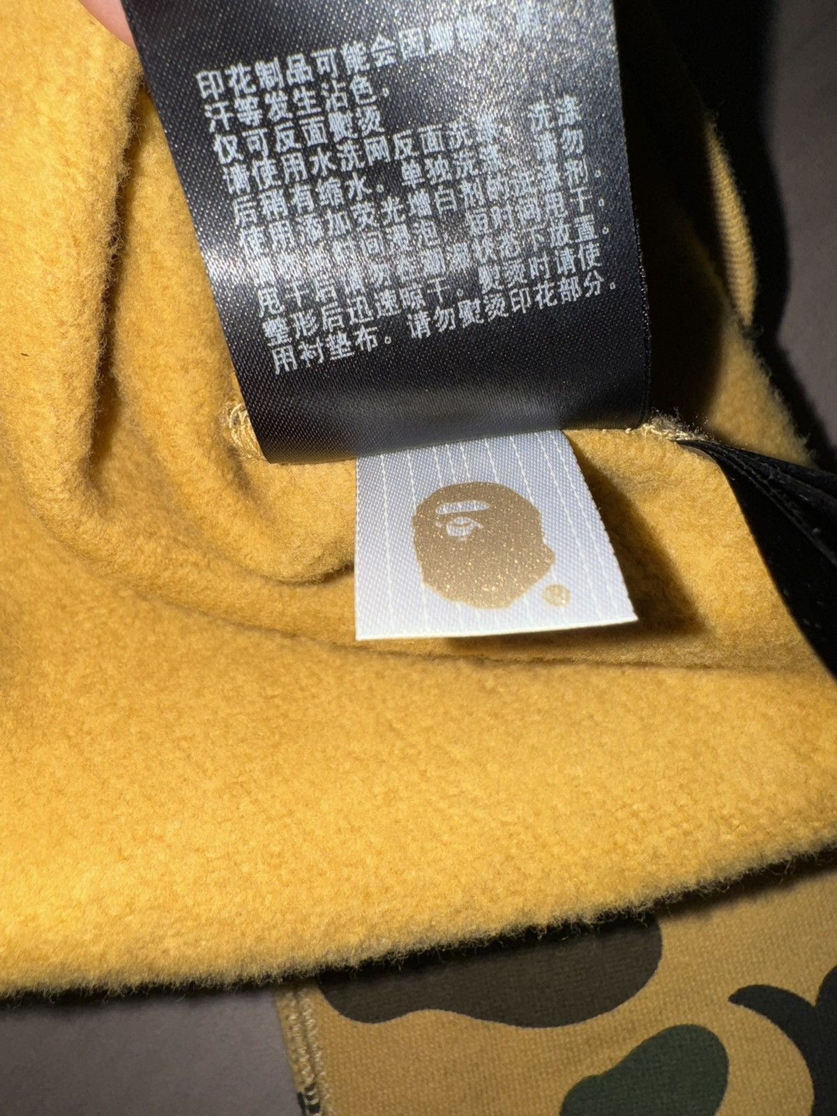 Bape × Mastermind Japan BAPE x MASTERMIND SHARK CREWNECK Size US M / EU 48-50 / 2 - 9 Thumbnail