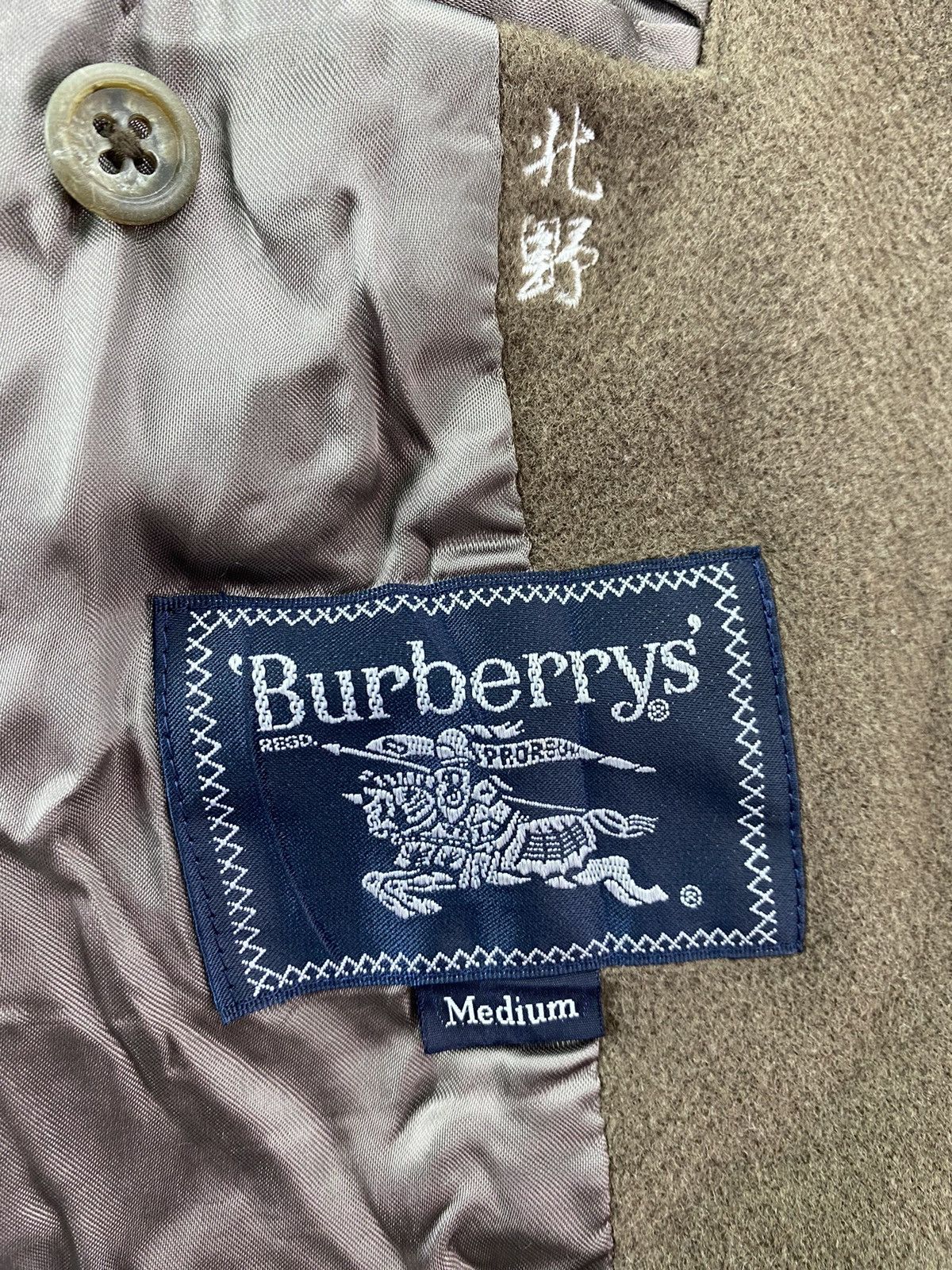 Burberry Burberrys Size US M / EU 48-50 / 2 - 6 Thumbnail
