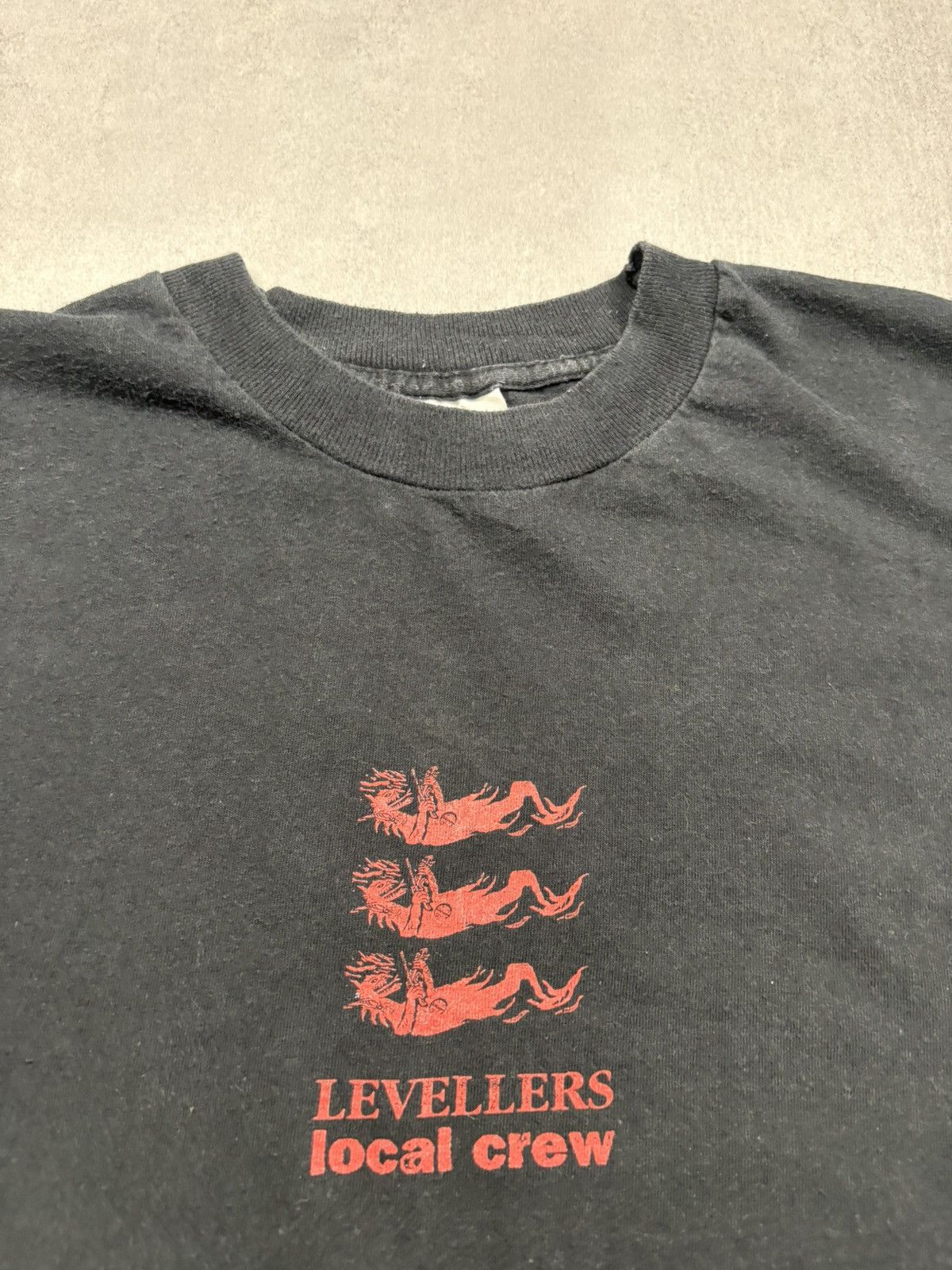 Band Tees The Levellers Local Crew Tour Tee 90s Vintage Band Rock Y2K Size US XL / EU 56 / 4 - 5 Thumbnail
