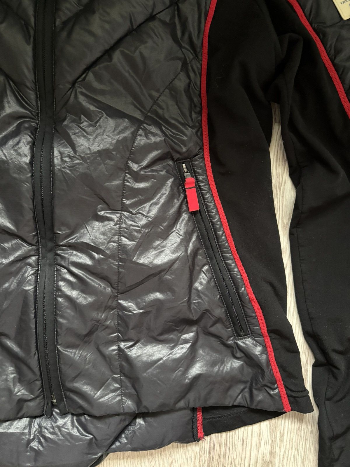 Descente Descente Swiss Olympic Team Vancouver 2010 Black Red 46 Size US S / EU 44-46 / 1 - 5 Thumbnail