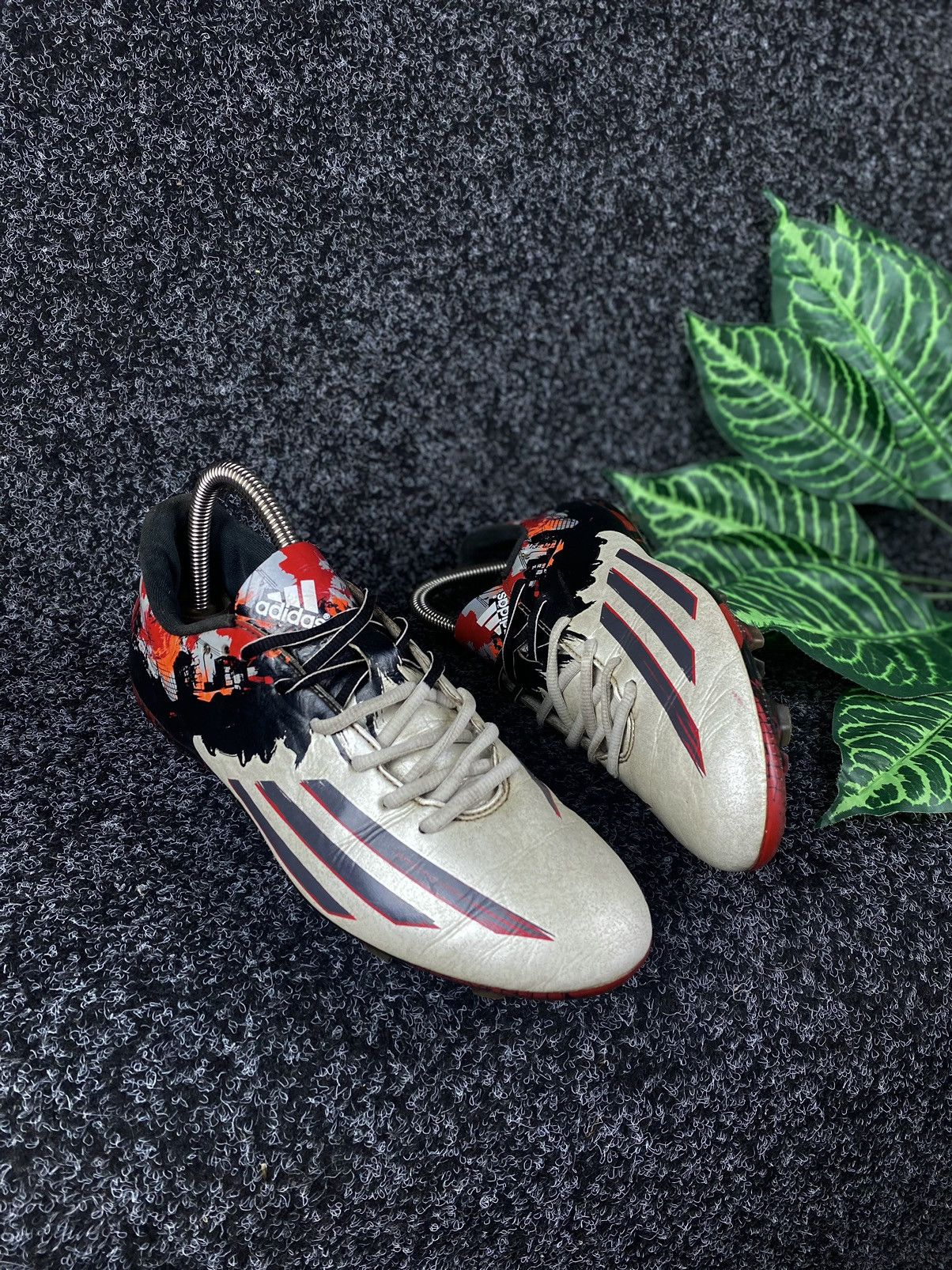 Adidas Men's football boots adidas Messi 10.2 FG Size 42 Size US 8 / EU 41 - 7 Thumbnail