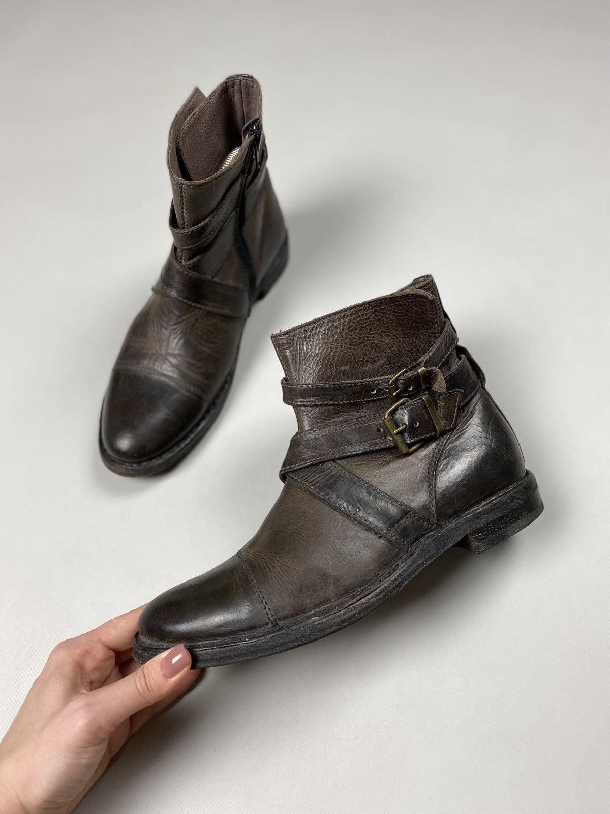 MoMA MOMA ladies avant-garde leather ankle biker boots size 38 Size US 8 / IT 38 - 11 Thumbnail