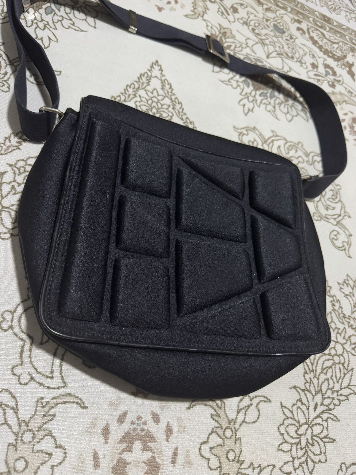 Gaultier Homme Objet × Jean Paul Gaultier JPG Padded Quilted Tech Cassette Sling Bag Size ONE SIZE - 2 Thumbnail