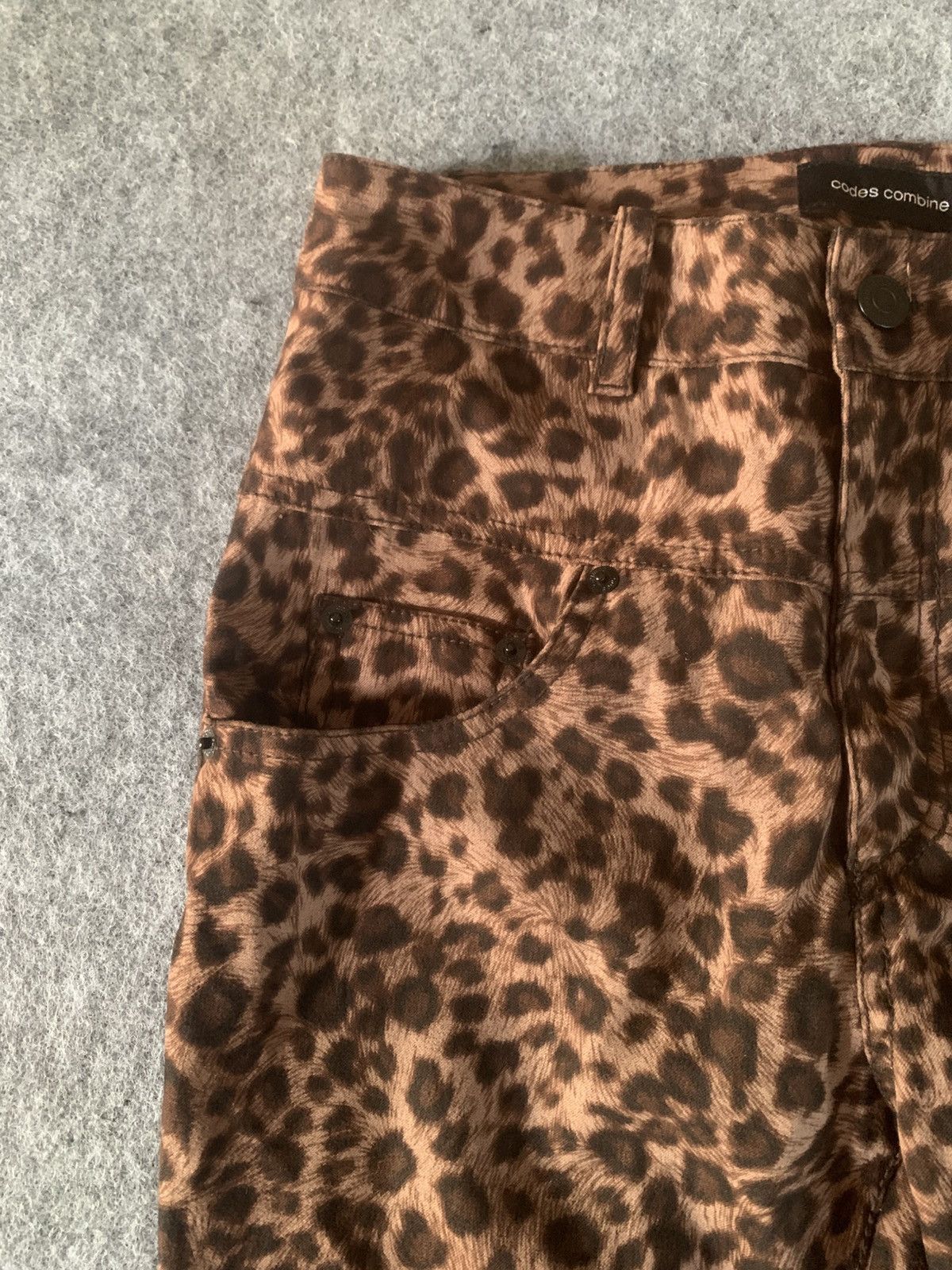 Japanese Brand Codes Combine Leopard style Size 27" / US 4 / IT 40 - 4 Thumbnail