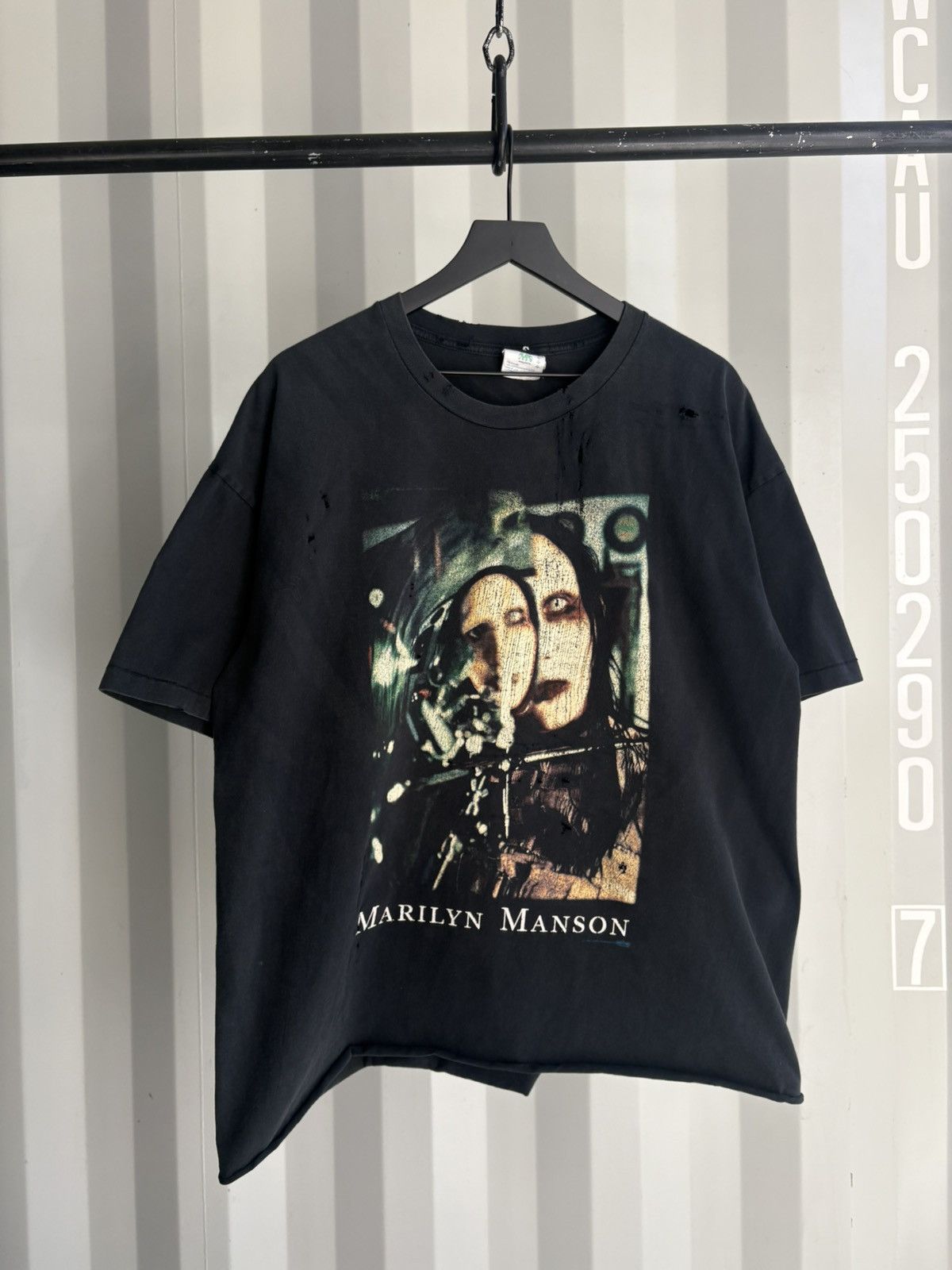 Marilyn Manson Vintage Marilyn Manson Shirt Distressed Faded GRUNGE Band Size US XL / EU 56 / 4 - 1 Thumbnail