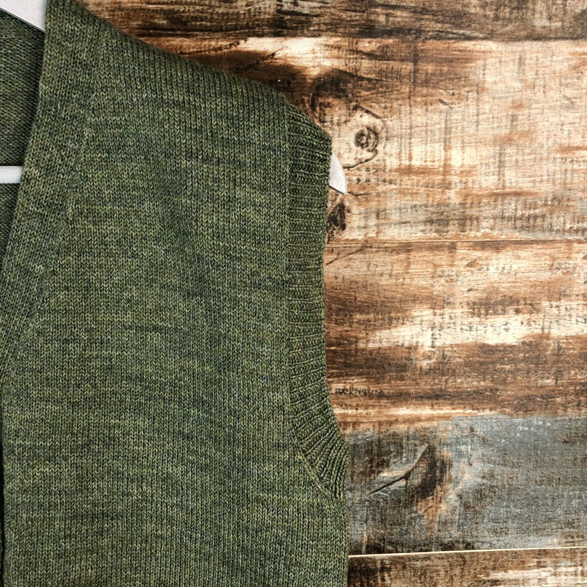 Japanese Brand Japanese Brand vintage Green Vest Knitwear #A2490 Size US S / EU 44-46 / 1 - 8 Thumbnail