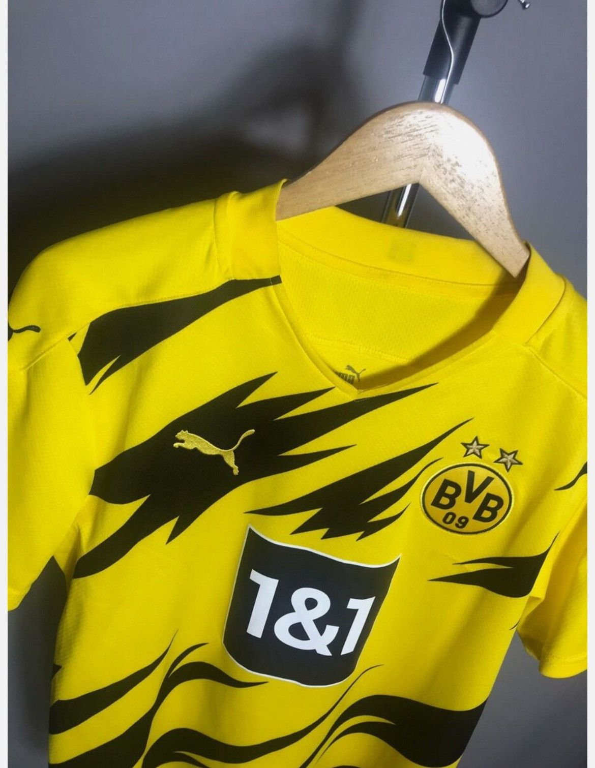 Puma BORUSSIA DORTMUND 2020 2021 HOME SHIRT SOCCER JERSEY PUMA Size US M / EU 48-50 / 2 - 4 Thumbnail