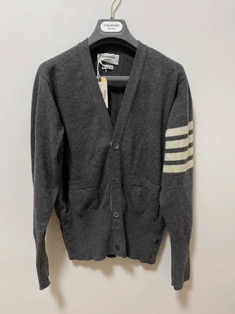 Thom Browne Thom Browne Classic medium-gray cashmere knitted four-butt Size US M / EU 48-50 / 2 - 2 Thumbnail