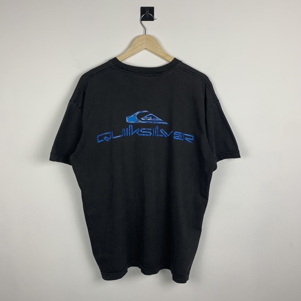 Quiksilver Vintage Quiksilver Faded Distressed T-Shirt Made IN USA XL Size US XL / EU 56 / 4 - 1 Thumbnail