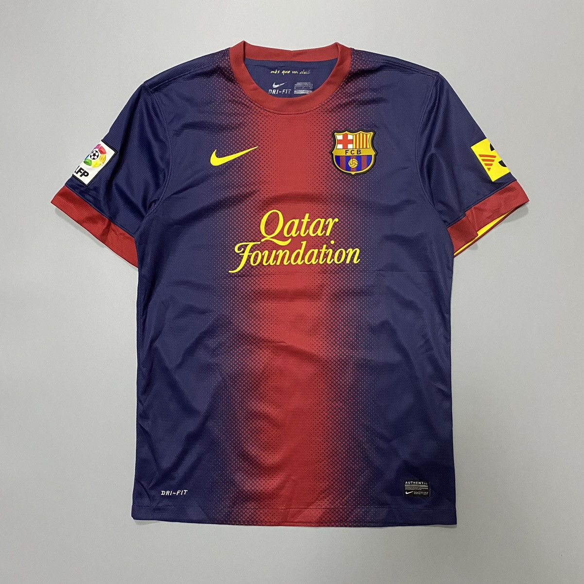 Nike FC Barcelona 2012-13 Home Jersey S Nike Football Shirt Size US S / EU 44-46 / 1 - 1 Thumbnail