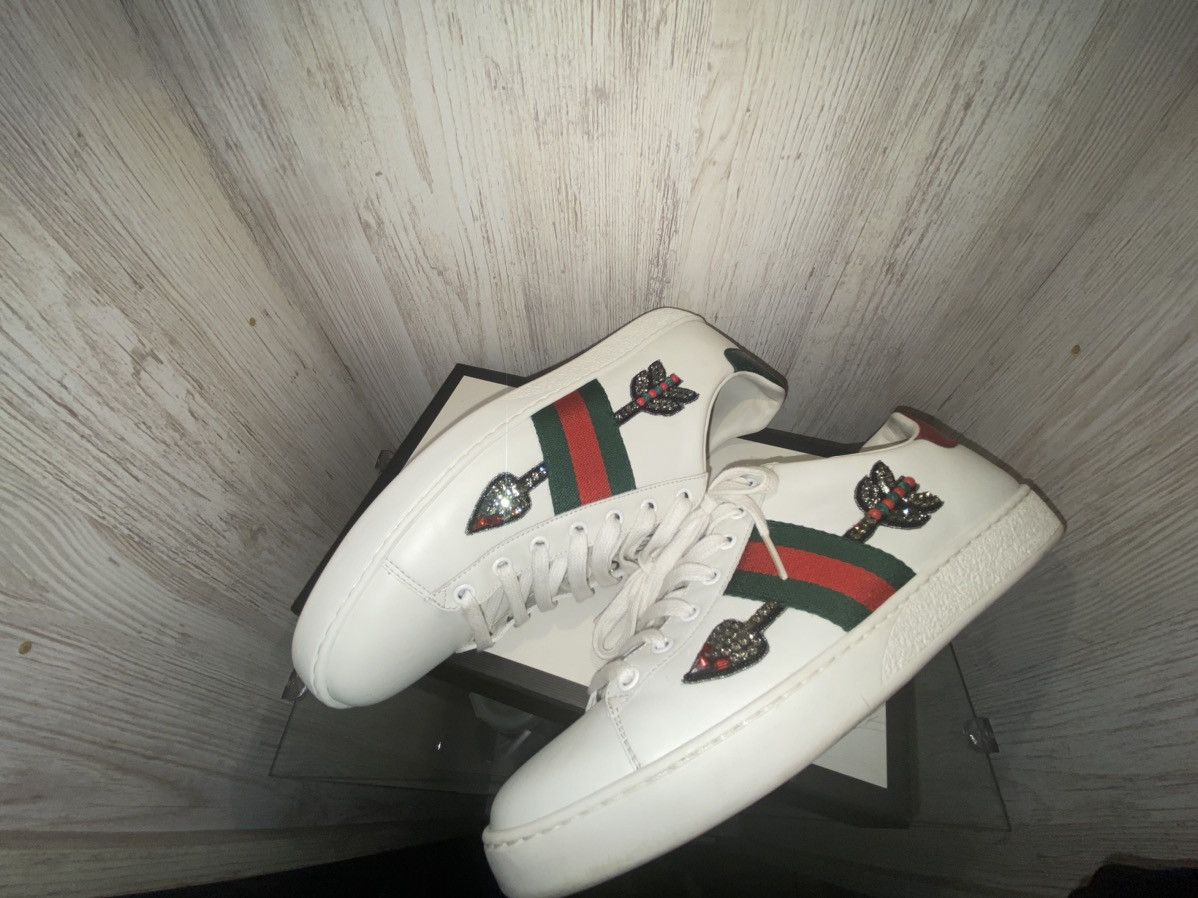 Gucci Gucci Ace Embroidered Arrow Sneakers Womens Gucci Size US 8.5 / IT 38.5 - 2 Thumbnail