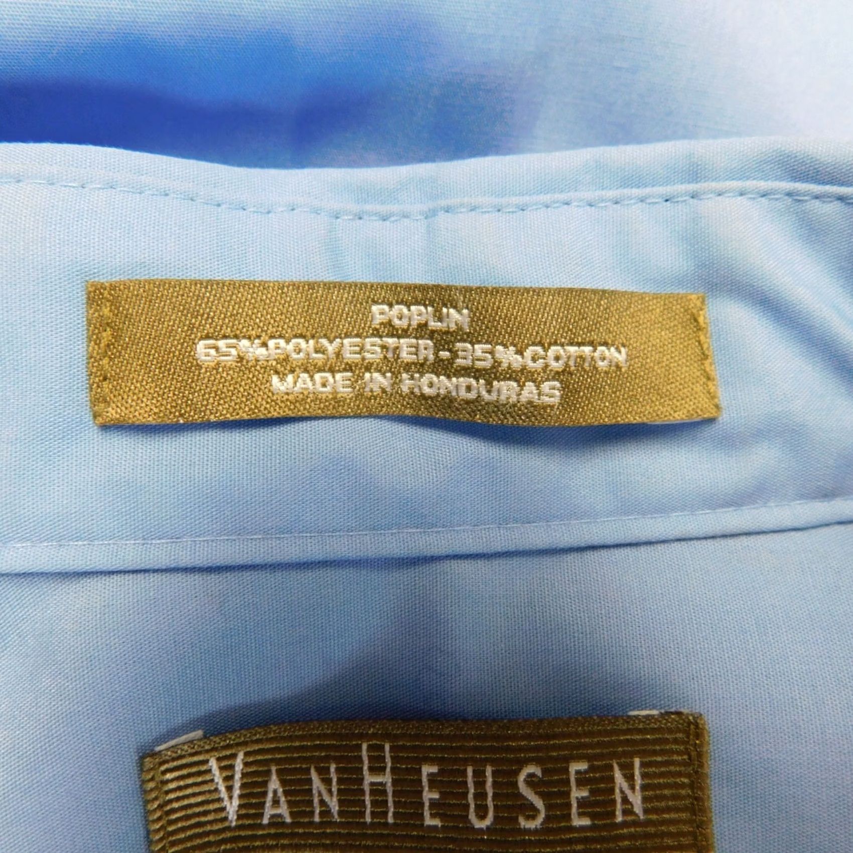 Van Heusen Van Heusen Men's Long Sleeve Button-Up Shirt Medium Blue Fitted Classic Preppy Size US L / EU 52-54 / 3 - 5 Thumbnail