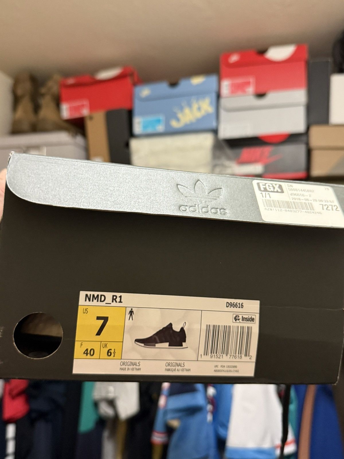 Adidas Adidas NMD R1 Black Camo Size US 7 / EU 40 - 11 Thumbnail