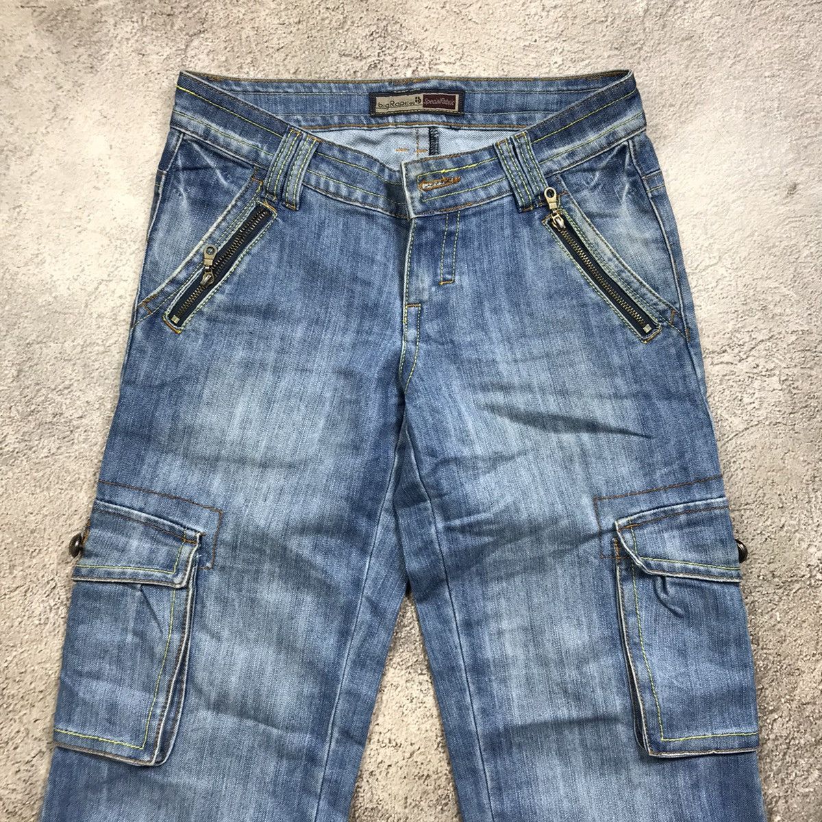 Vintage Vintage 90s Baggy Cargo Pants Wide Leg Streetwear Y2K 28 Size US 28 / EU 44 - 5 Thumbnail