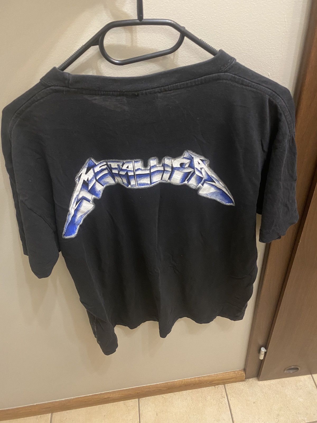 Band Tees Vintage Metallica big logo band lightning bootleg 00s tee Size US L / EU 52-54 / 3 - 3 Thumbnail
