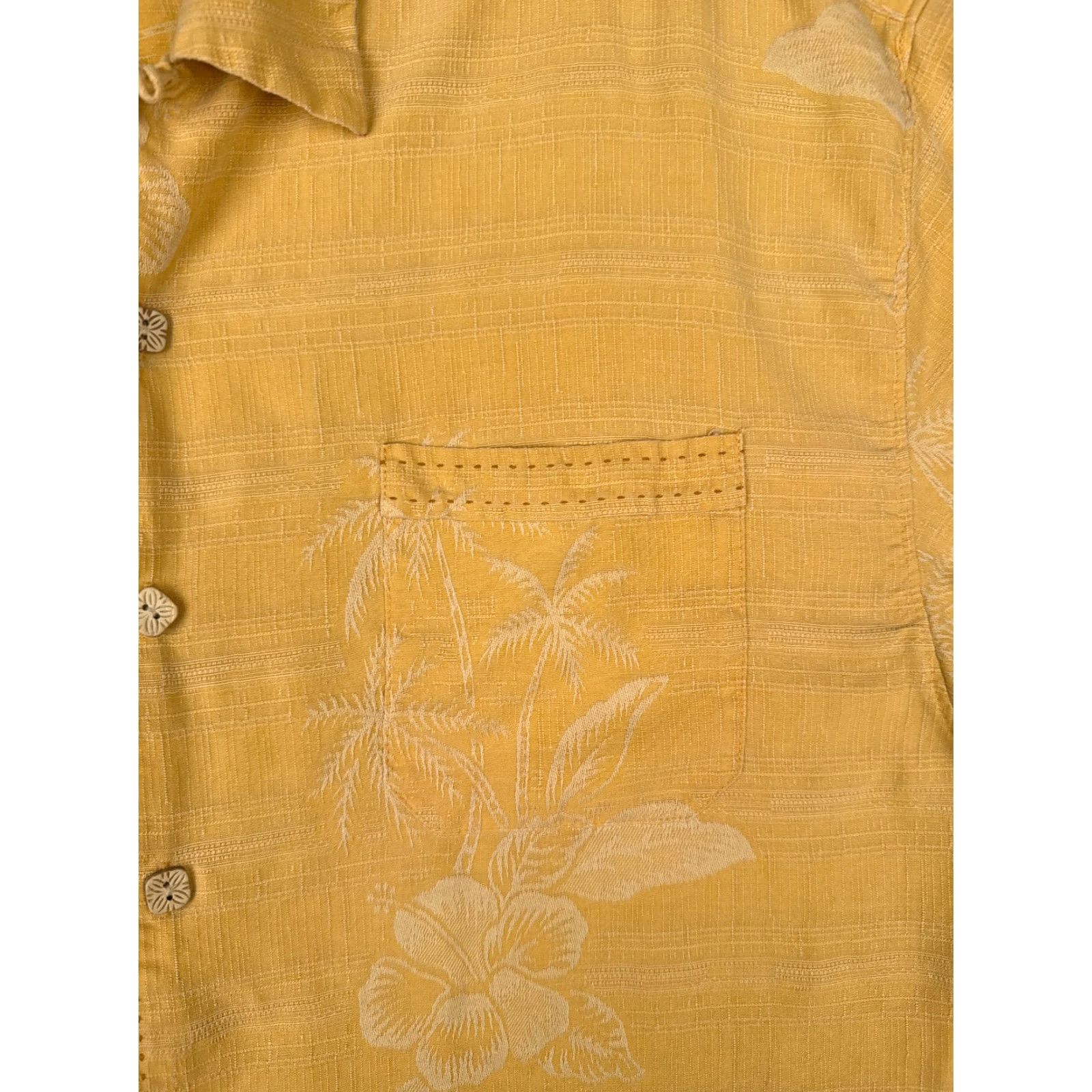 Vintage Jamaica Jaxx Shirt Men XL Yellow Floral Hawaiian 100% Silk Button Up, Button-Up, Aloha, Beach, Vacation, Resort, Casual Shirt Womens? Size US XL / EU 56 / 4 - 6 Thumbnail
