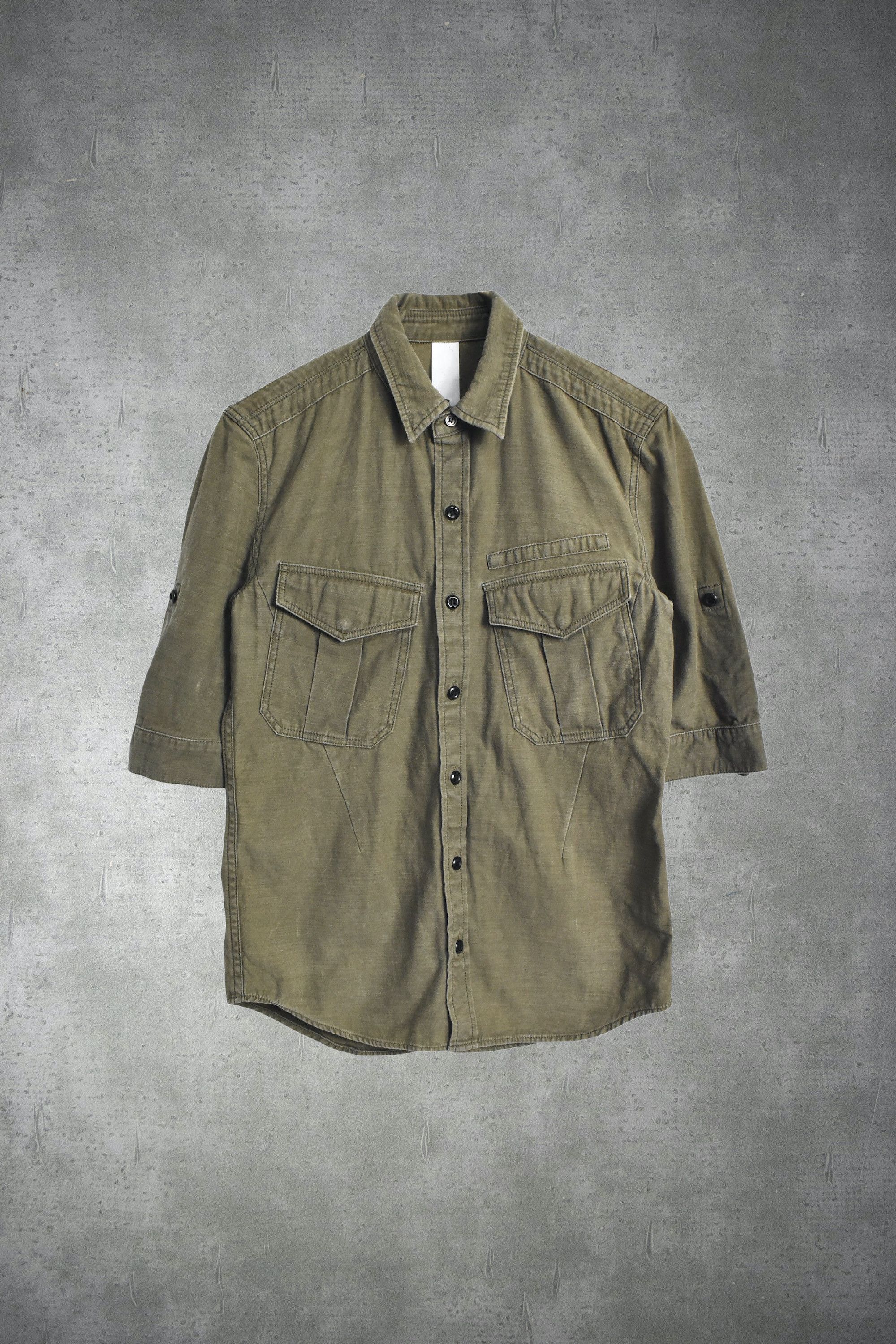 image of Attachment x Kazuyuki Kumagai Attachment Kazuyuki Kumagai/plain Safari Shirt/27892 - 784 50 in Khak