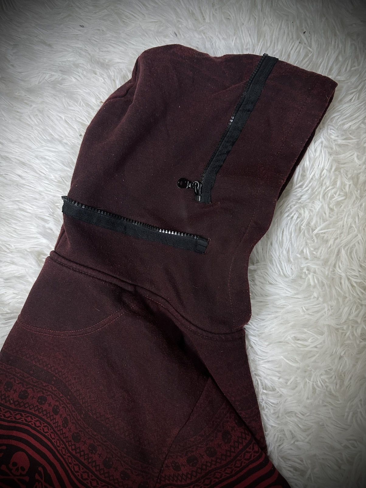 If Six Was Nine 💥rare💥 in the attic bono skull maroon hoodie Size US L / EU 52-54 / 3 - 6 Thumbnail