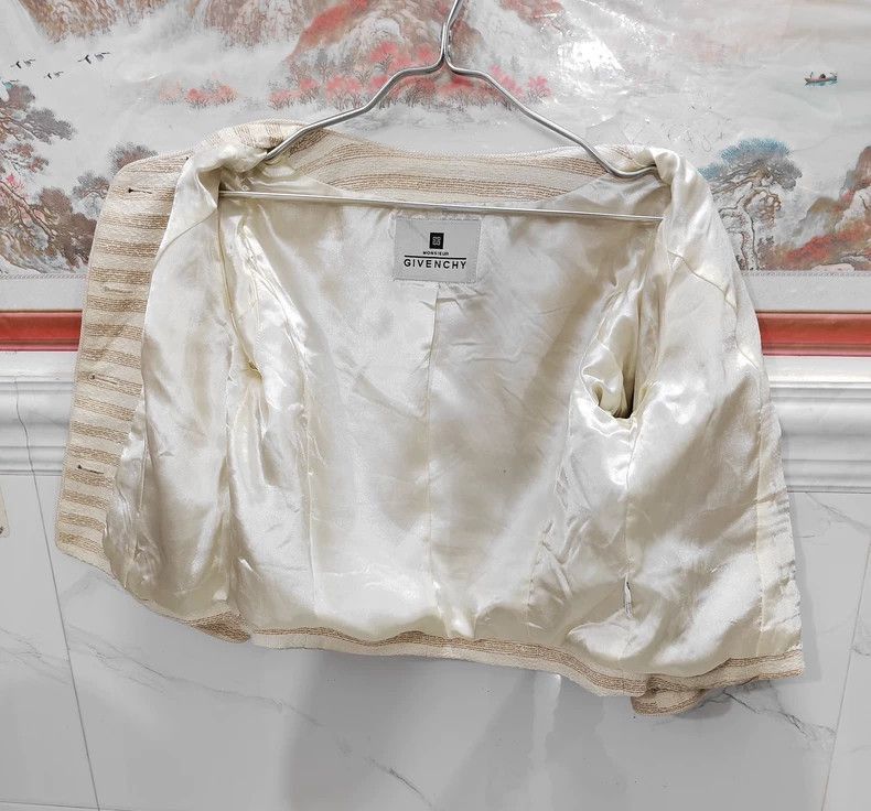 Givenchy Givenchy Vintage Givenchy Short Elegant Jacket -2507 Size US M / EU 48-50 / 2 - 4 Thumbnail