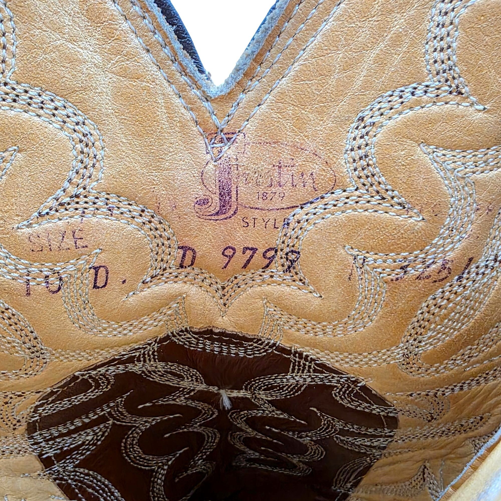 Justin Boots Vintage Justin Boots Rare Exotic Hornback Alligator Men 10D Size US 10 / EU 43 - 4 Thumbnail