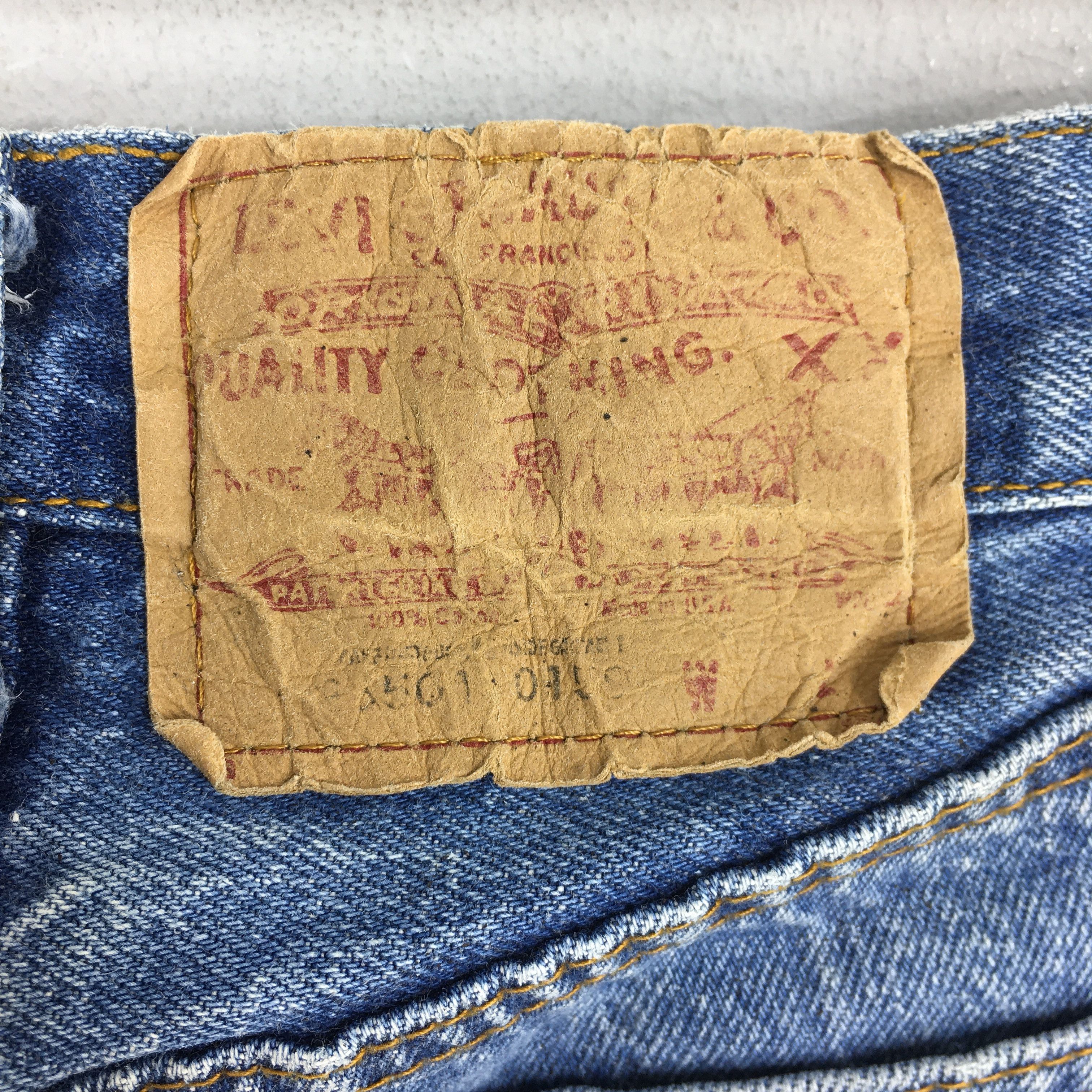 Levi's Size 26x32.5 Vintage 90s Levi's 501 Faded Blue Jeans S1087 Size 26" / US 2 / IT 38 - 13 Thumbnail