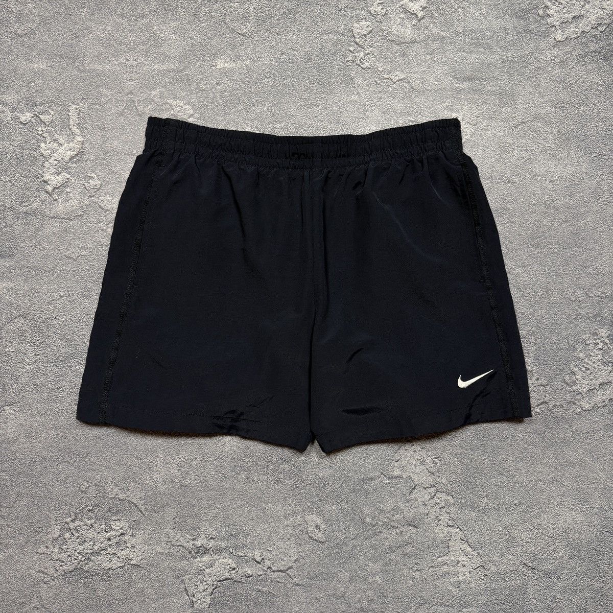 Nike × Vintage Nike Vintage Shorts 90s Size US 34 / EU 50 - 2 Thumbnail