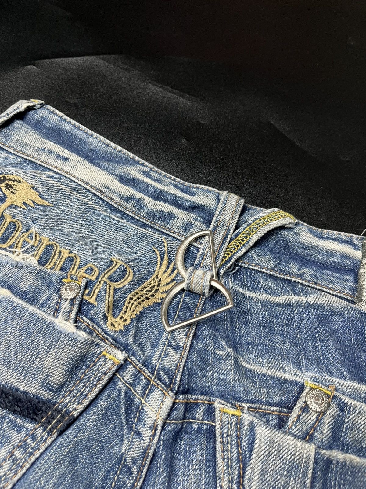 Japanese Brand RED PEPPER SUPER FLARE DISTRESSED JEANS Size US 29 - 11 Thumbnail